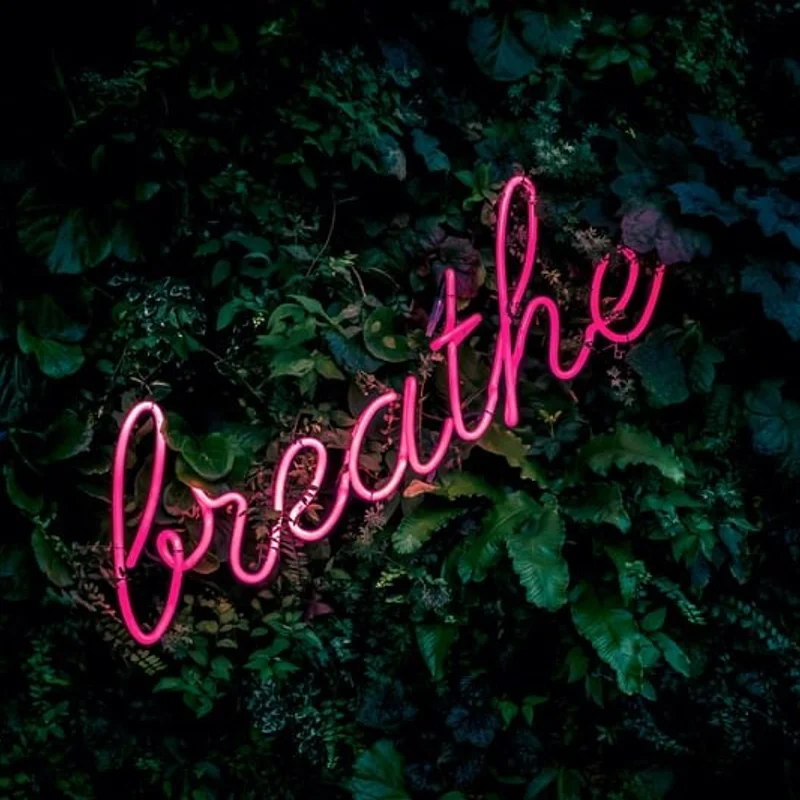 Neon breathe